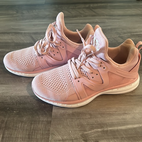 APL sneakers - Picture 7 of 9